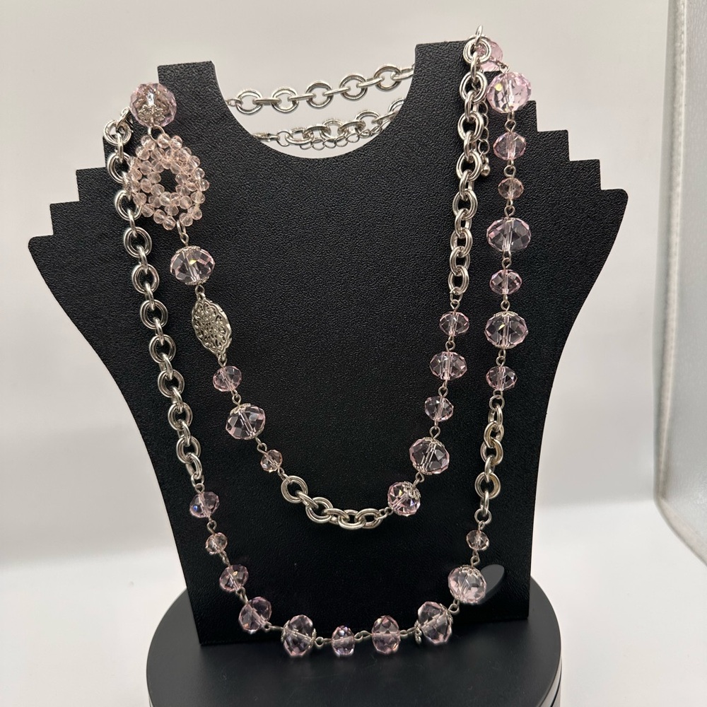 NWOT  Silver and Pink Beaded Necklace